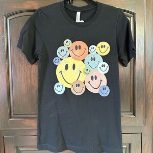 Smiley face tee shirt